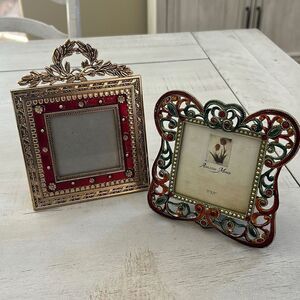 2 Enameled Frames